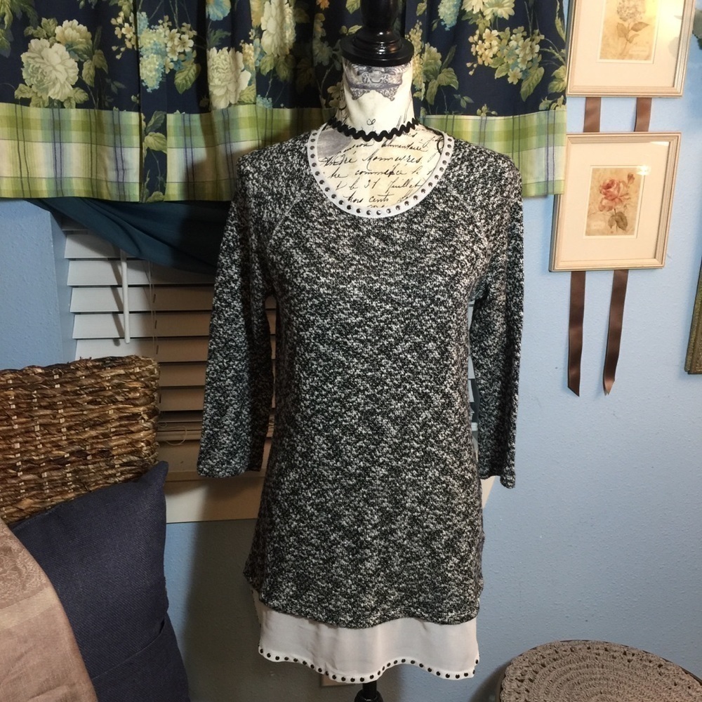 Style&Co studded neckline sheer bottom hem light weight sweater